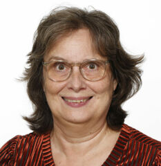 <!DOCTYPE html>
<html>
<body>
<p><b>Vibeke Ravnholt </b><BR>STU-vejleder</font></p>
Mail: <a href="anc-jobcenter@aalborg.dk">vr-jobcenter@aalborg.dk</a><p></p>Mobil: 25204517
</body>
</html>